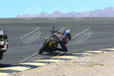 media/Mar-12-2022-SoCal Trackdays (Sat) [[152081554b]]/Bowl (1015am)/